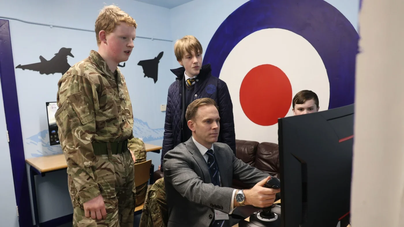 Barney Headmaster David Cresswell using the new RAF simulator.